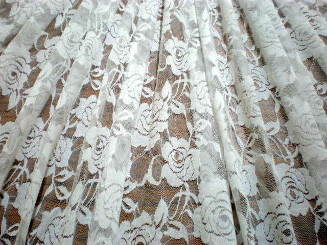 8.White Putul Flower Lace